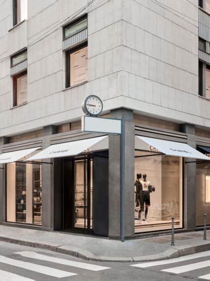 chanel milano duomo|Montenapoleone – CHANEL Boutique .